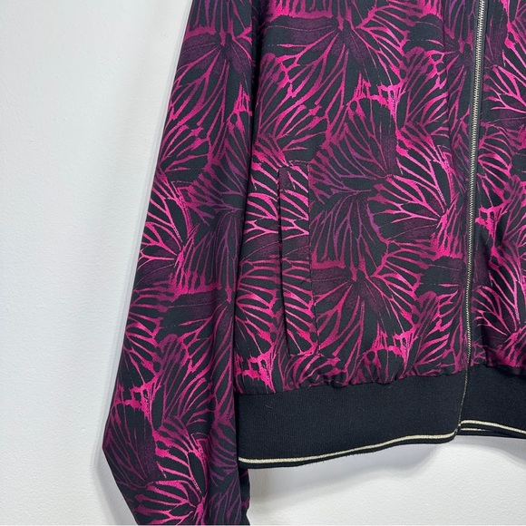 Melanie Lyne | Black and Pink Bomber Jacket with Ribbed Details - Picture 5 of 6